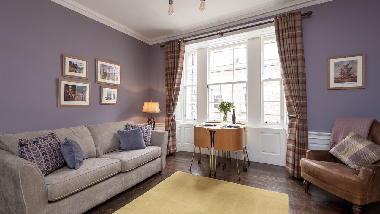Photo of Livingroom in New Town