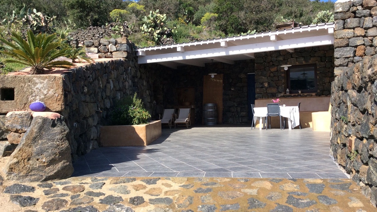 Photo of Patio Balcony in Pantelleria
