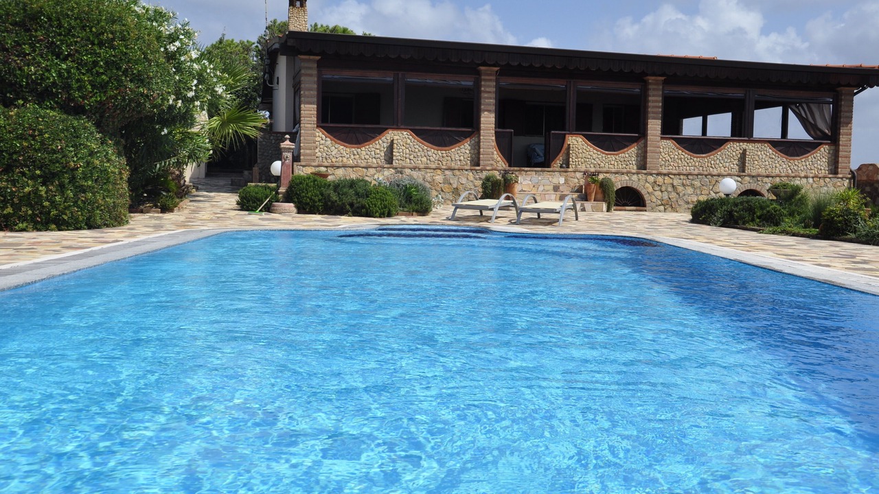 Photo of Outdoor in Arbus