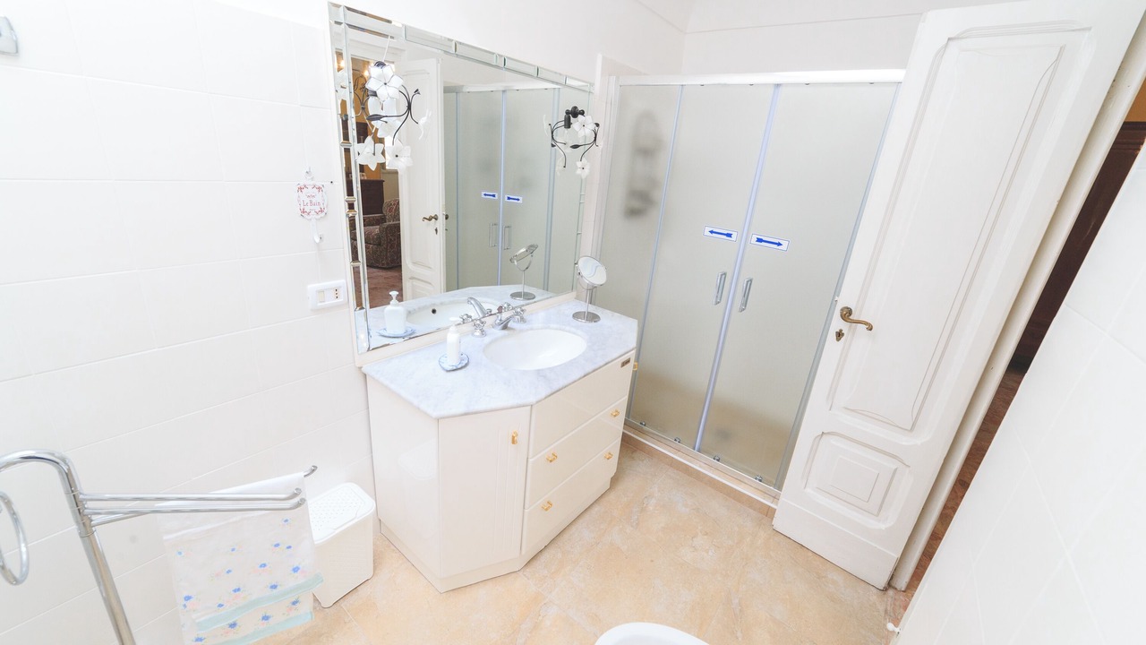 Photo of Bathroom in Vasto