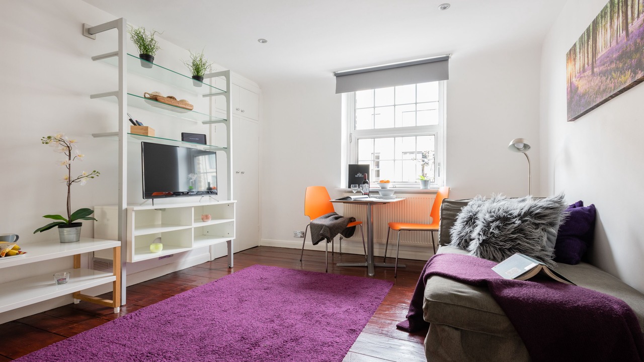 Photo of Livingroom in Churchill