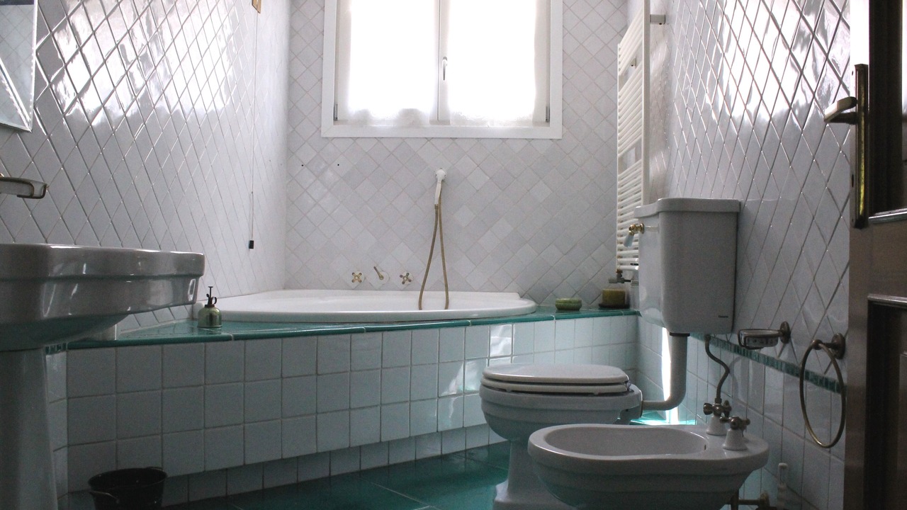 Photo of Bathroom in Marina Centro
