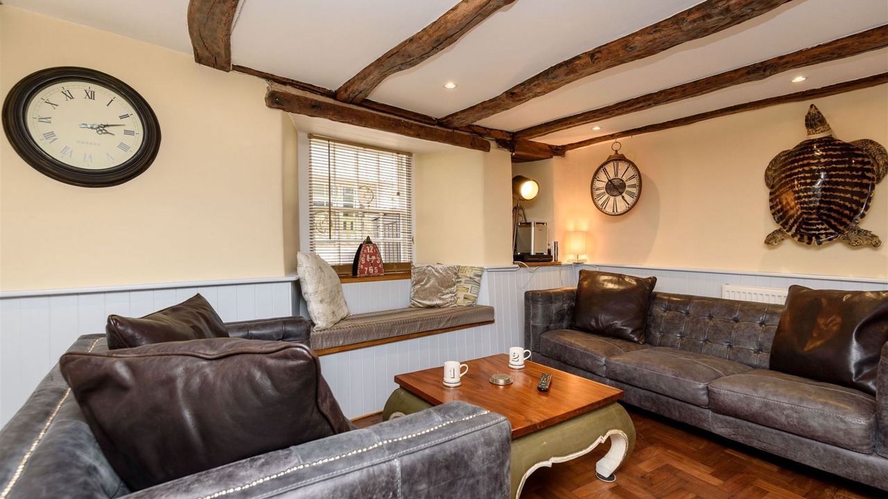 Photo of Livingroom in Looe