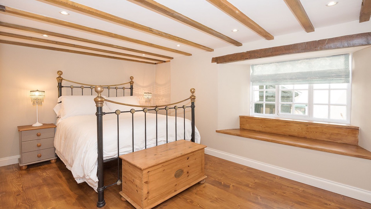 Photo of Bedroom in Looe