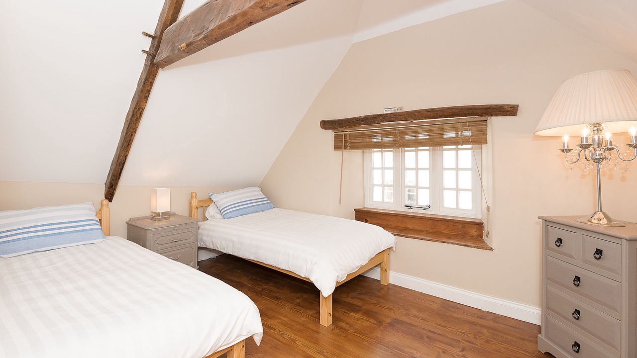 Photo of Bedroom in Looe