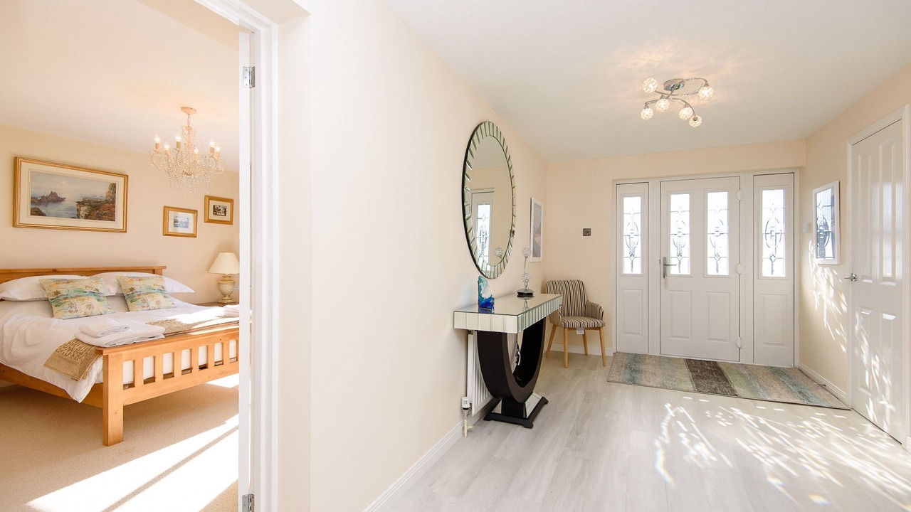 Photo of Bedroom in Looe