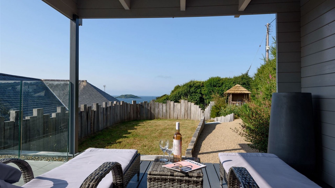 Photo of Patio Balcony in Looe