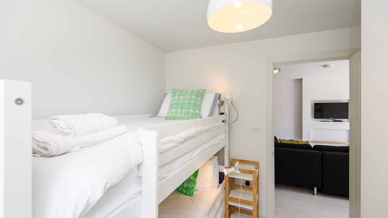 Photo of Bedroom in Millendreath