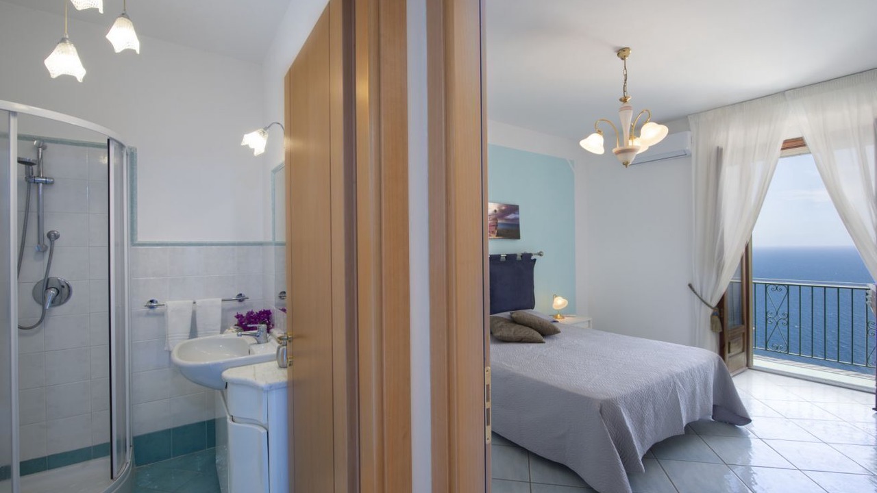 Photo of Bathroom in Praiano