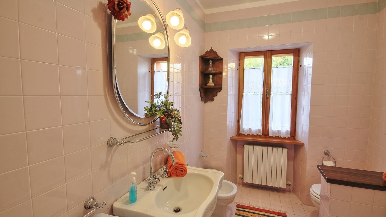 Photo of Bathroom in Piobbico