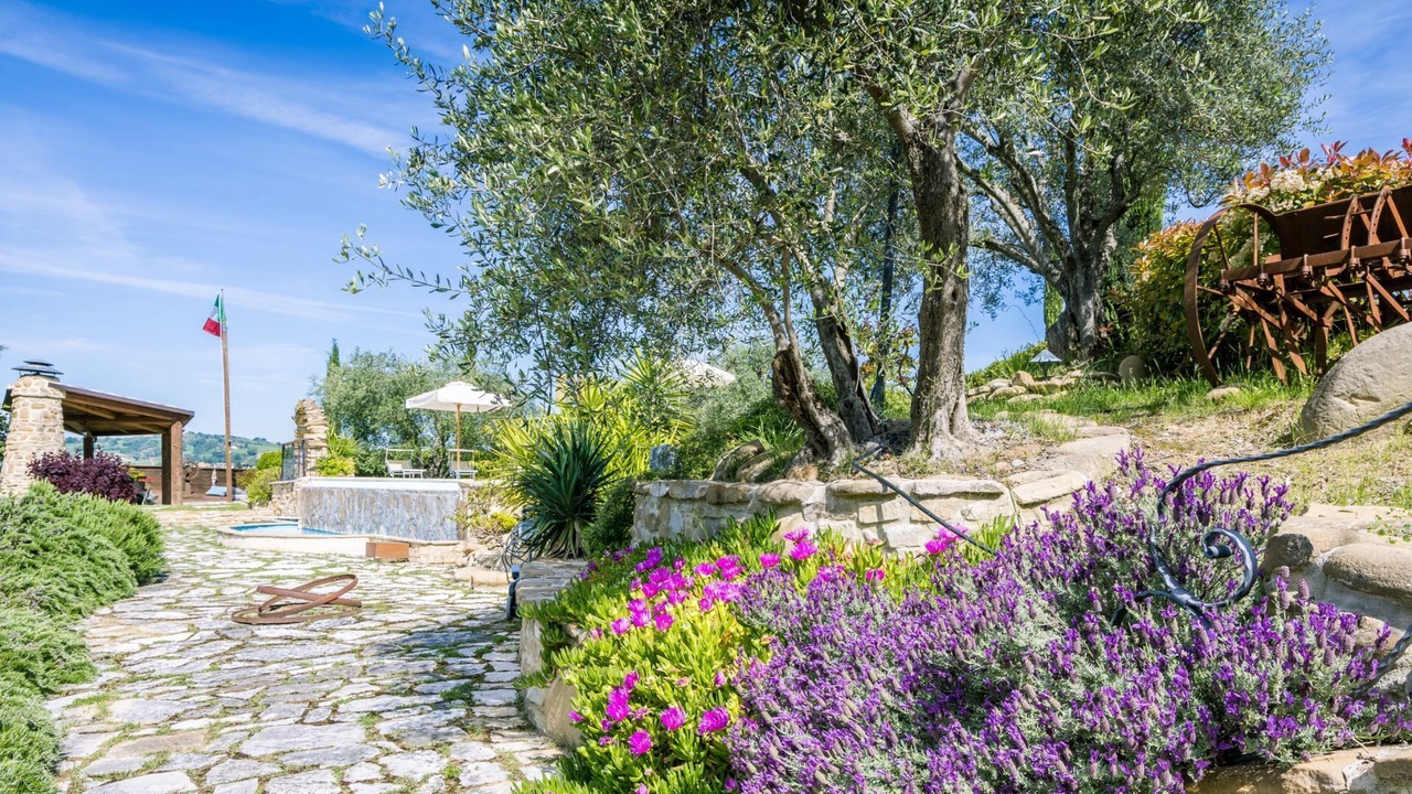 Photo of Outdoor in Barchi