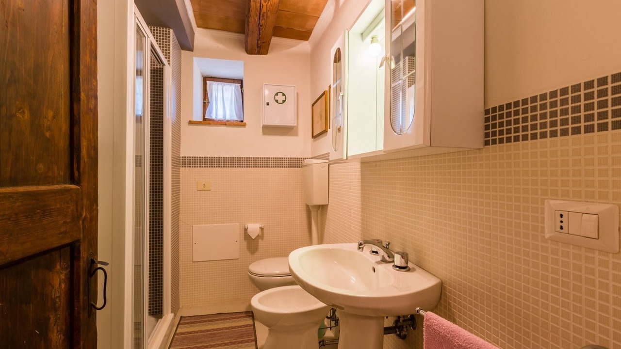 Photo of Bathroom in Barchi