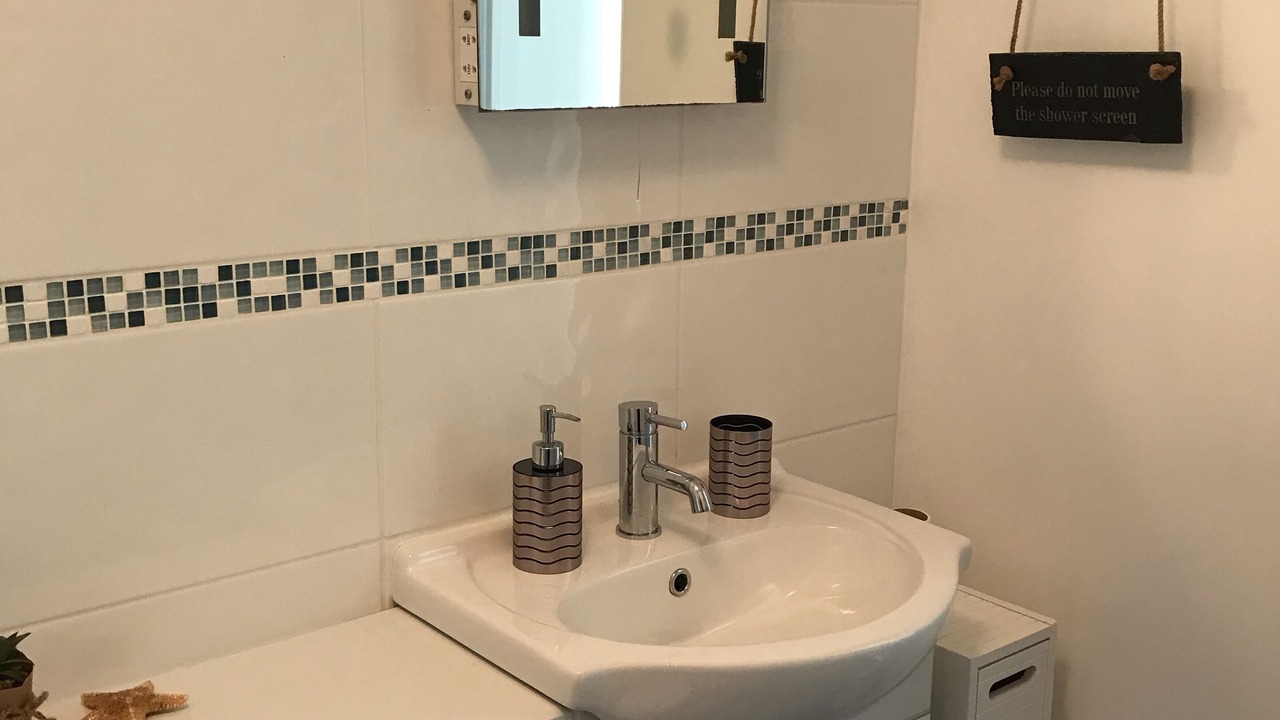 Photo of Bathroom in West Looe