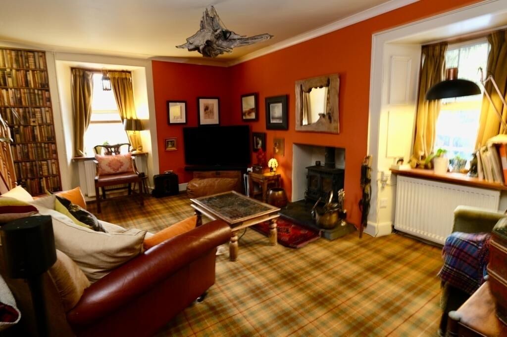 Photo of Livingroom in Fintry