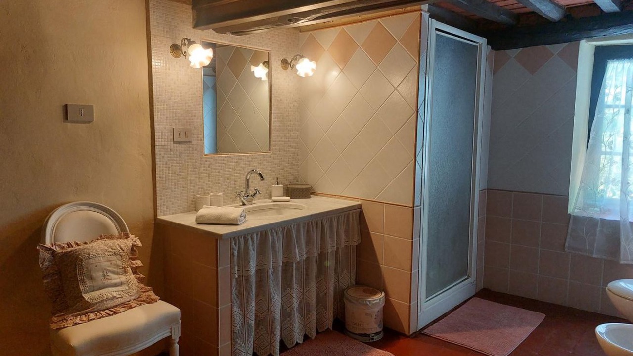 Photo of Bathroom in Camaiore