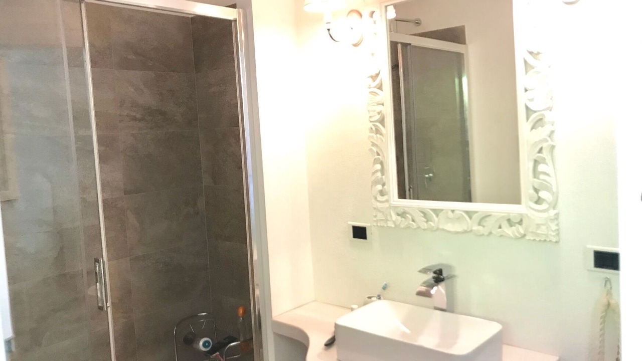 Photo of Bathroom in Baia Caddinas