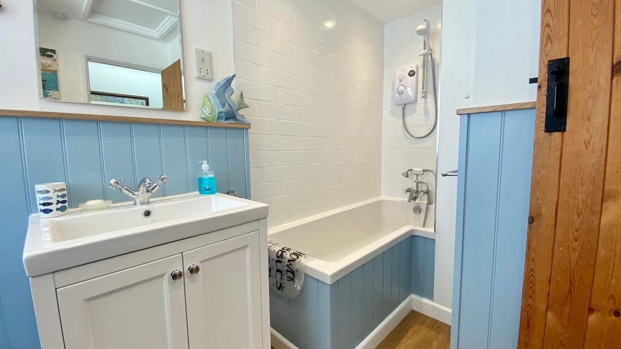 Photo of Bathroom in Mousehole