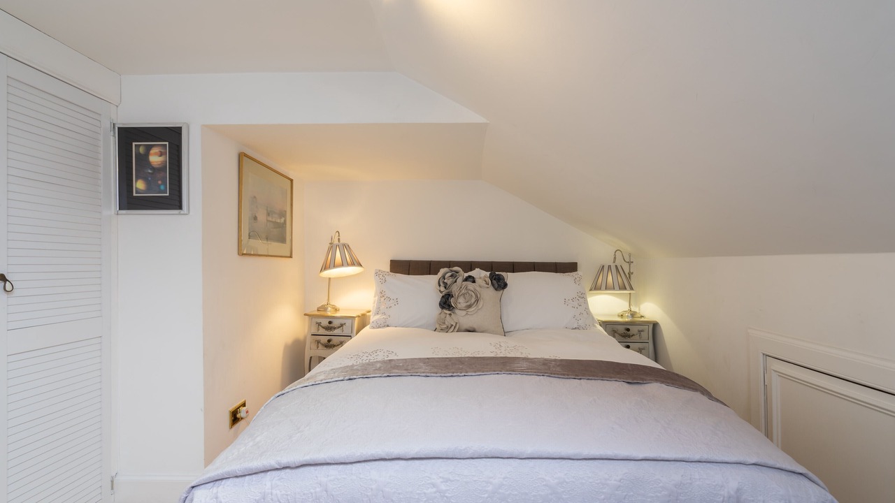 Photo of Bedroom in New Town