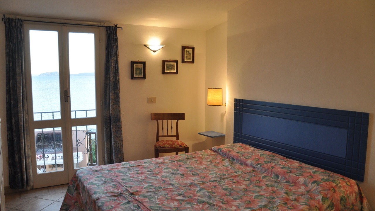 Photo of Bedroom in Baia Caddinas