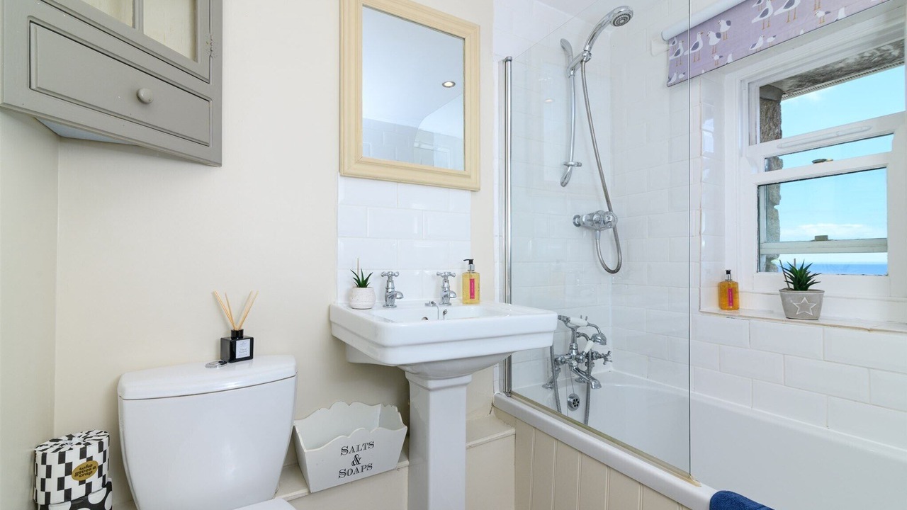 Photo of Bathroom in Mousehole