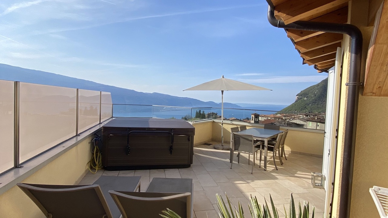Photo of Outdoor in Aer