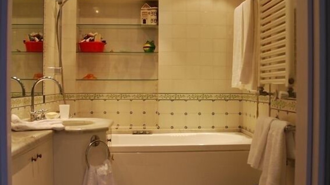 Photo of Bathroom in Rione VII Regola