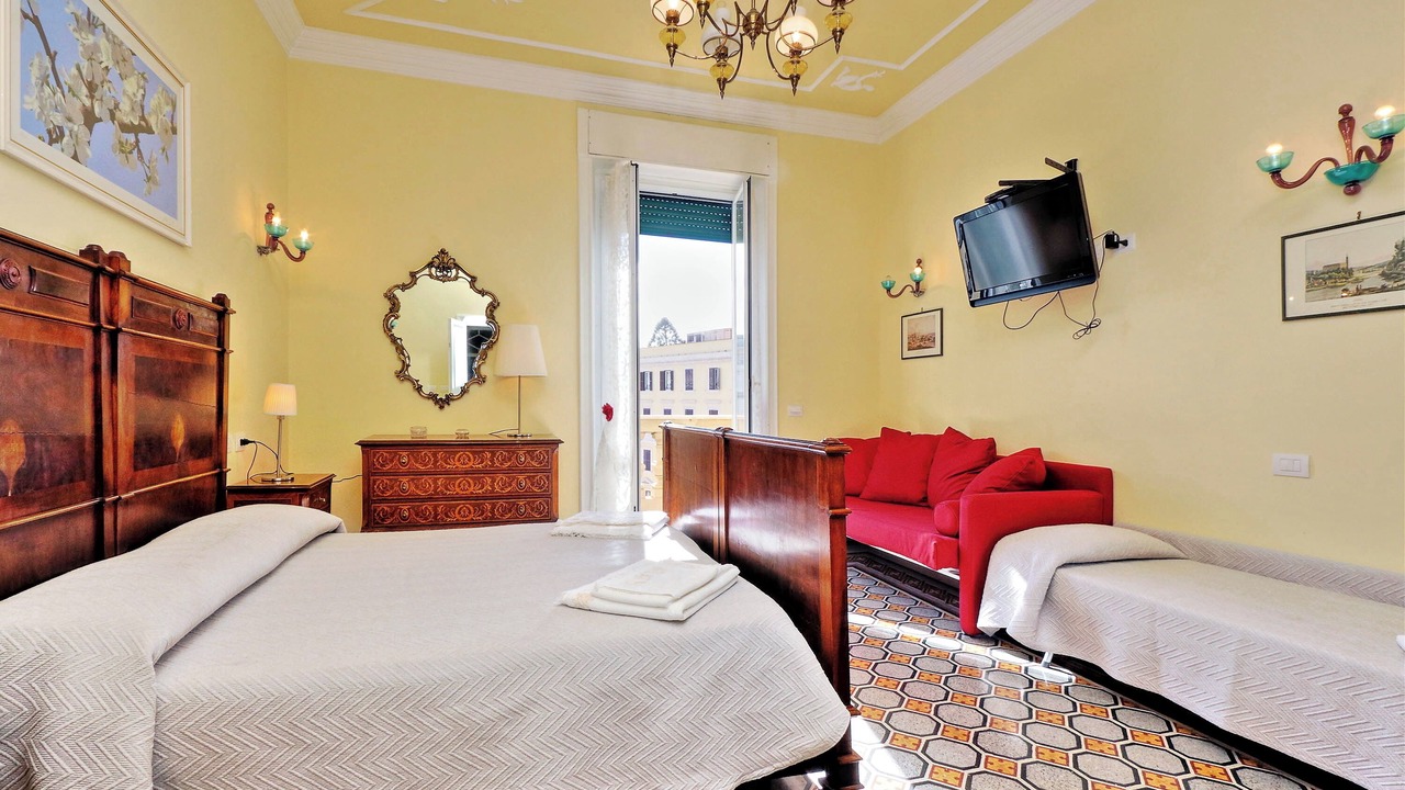 Photo of Bedroom in Esquilino