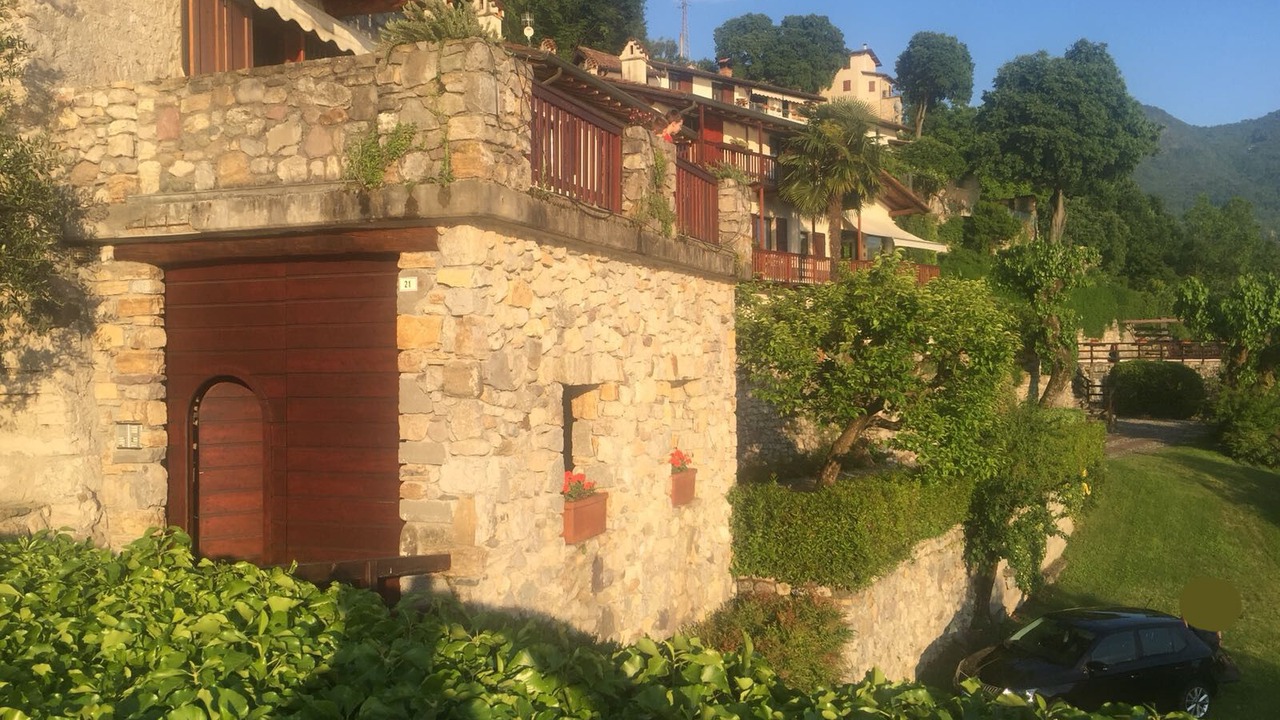 Photo of Outdoor in Sale Marasino