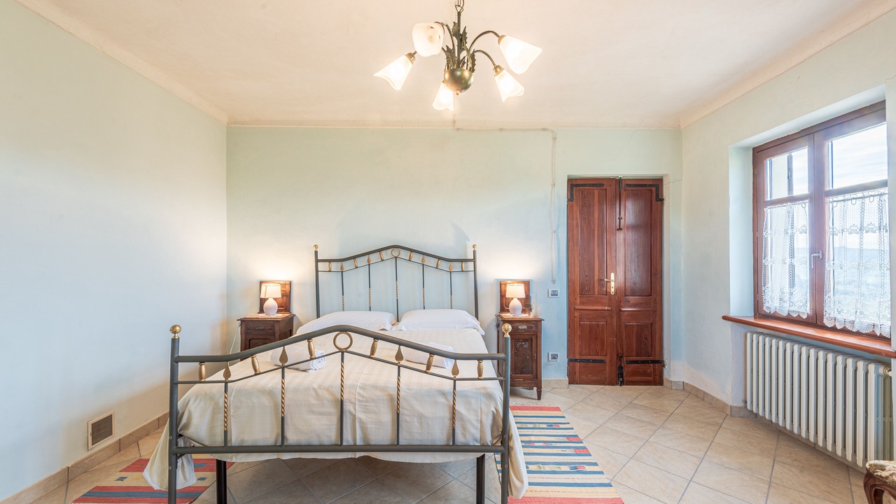 Photo of Bedroom in Alba
