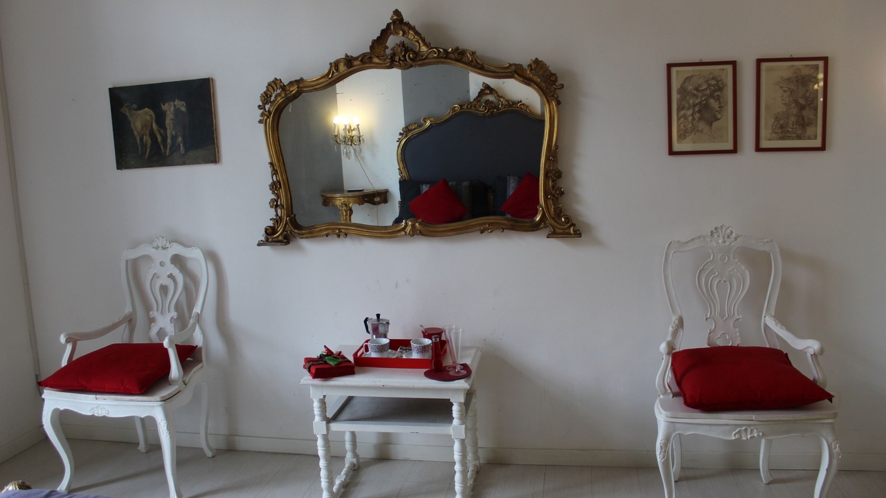 Photo of Bedroom in Naples City Centre