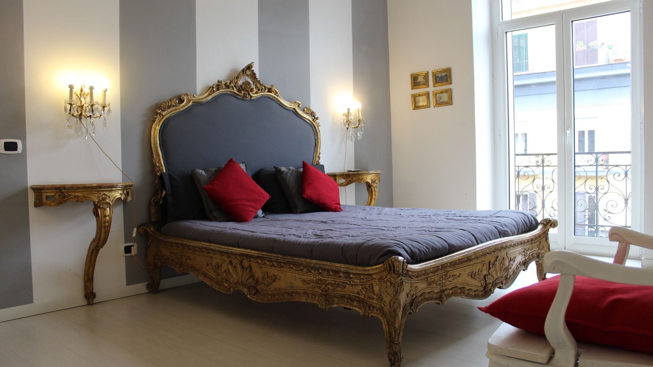 Photo of Bedroom in Naples City Centre