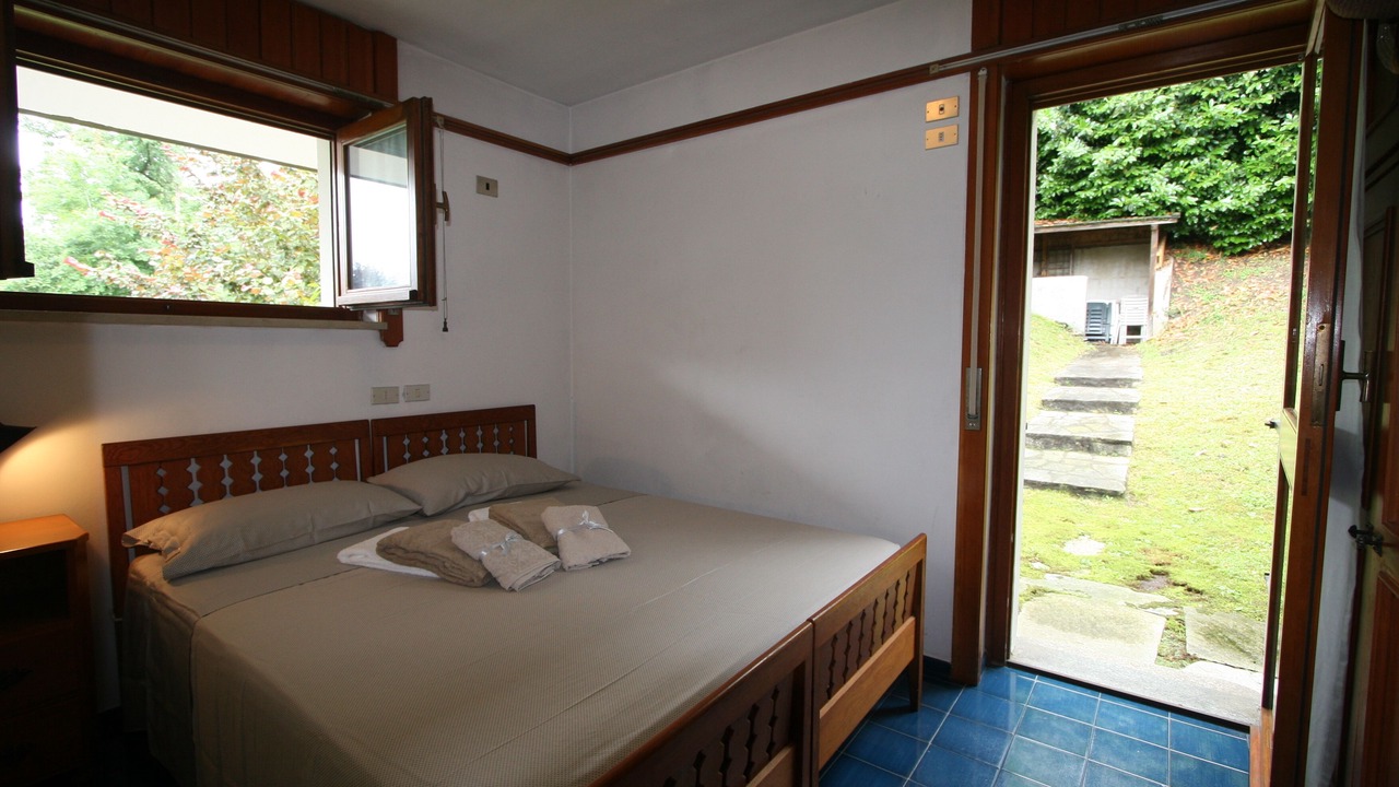 Photo of Bedroom in Pettenasco