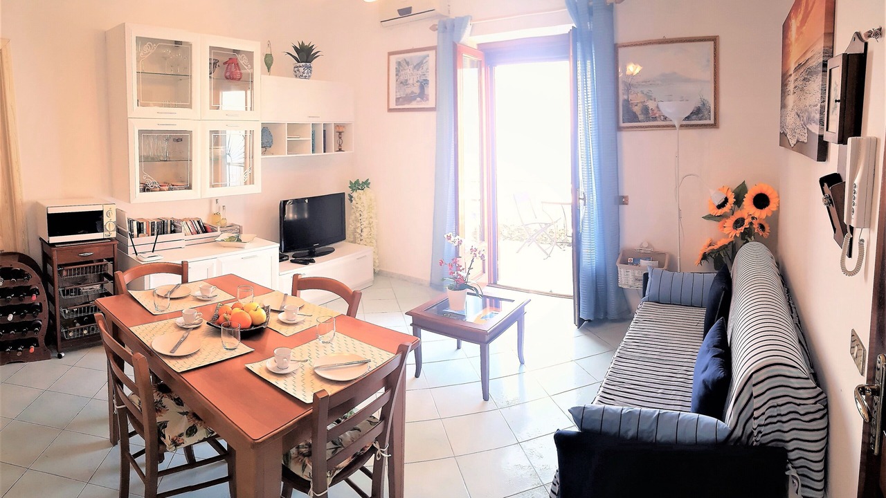 Photo of Livingroom in Montepertuso