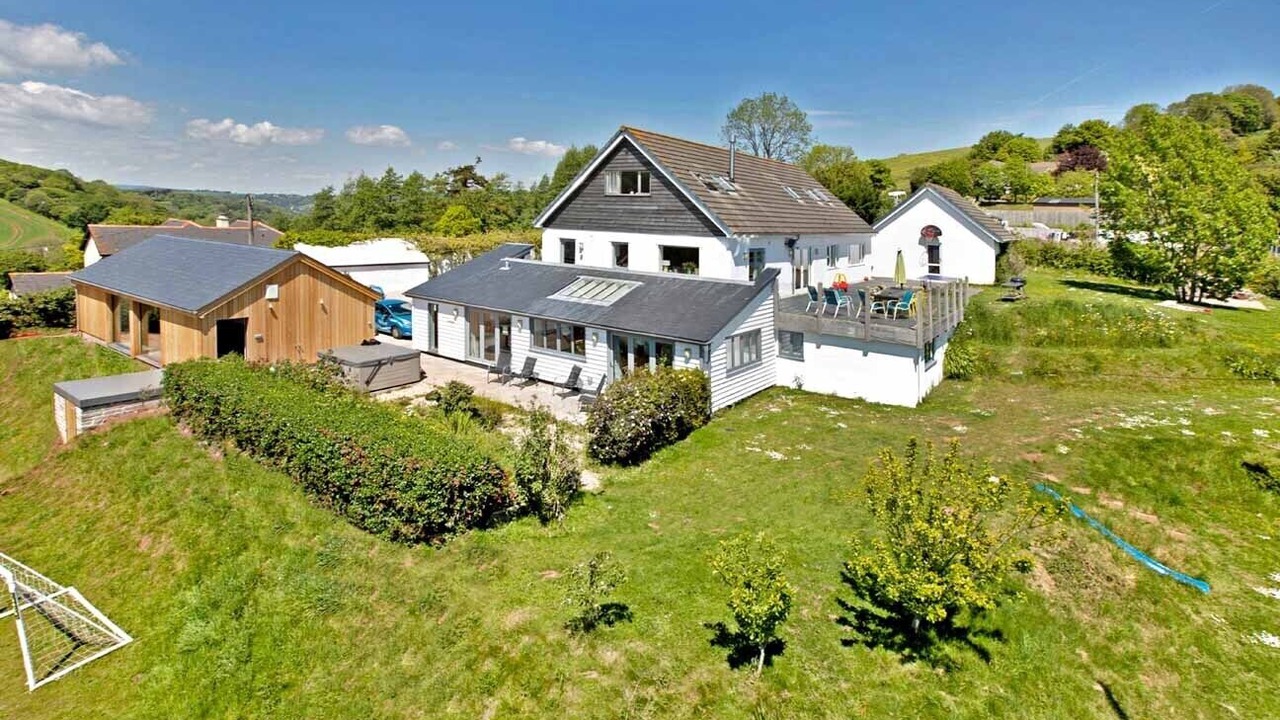 Photo of Outdoor in Stokeinteignhead
