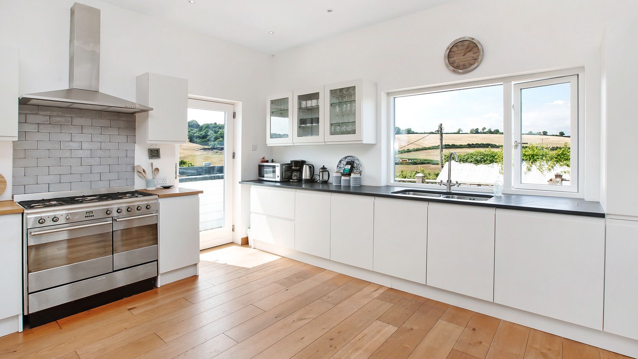 Photo of Kitchen in Stokeinteignhead