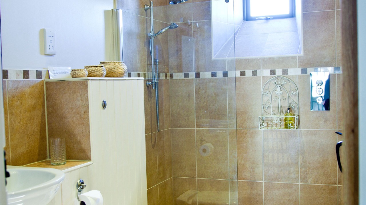 Photo of Bathroom in Dairsie