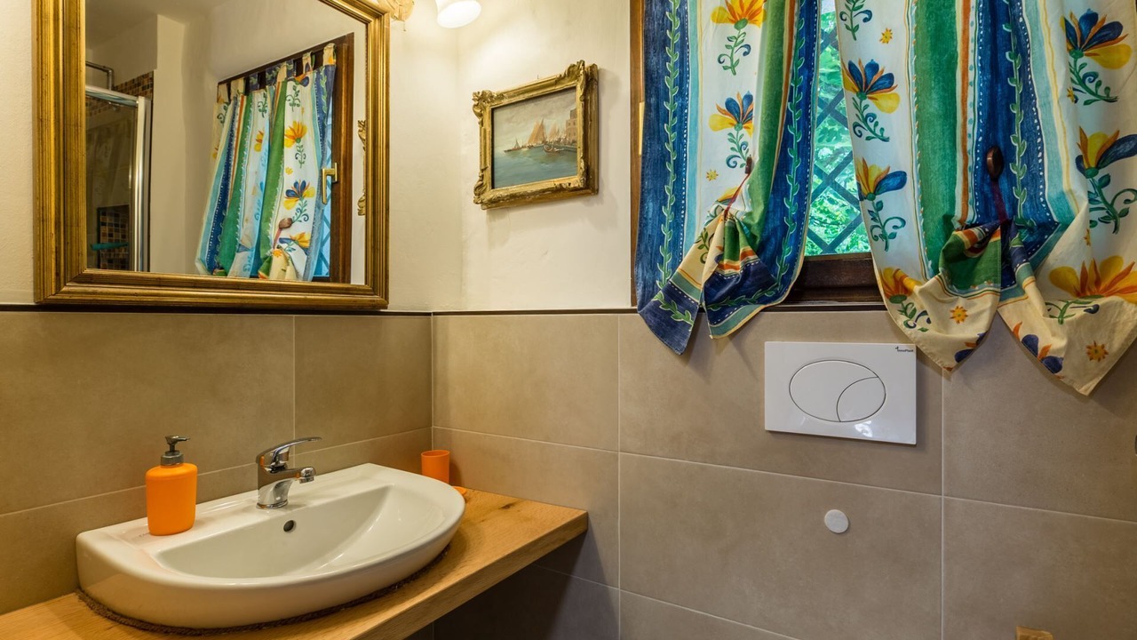 Photo of Bathroom in Serra San Quirico