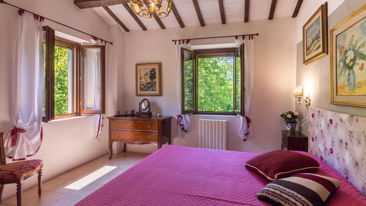 Photo of Bedroom in Serra San Quirico