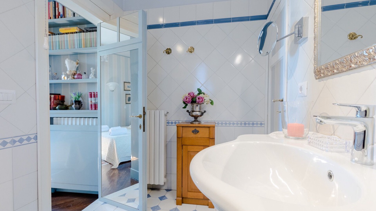 Photo of Bathroom in Lucca Historical Center