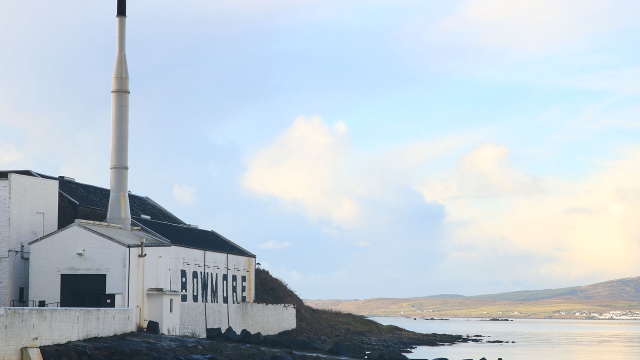 Photo of Others in Bowmore