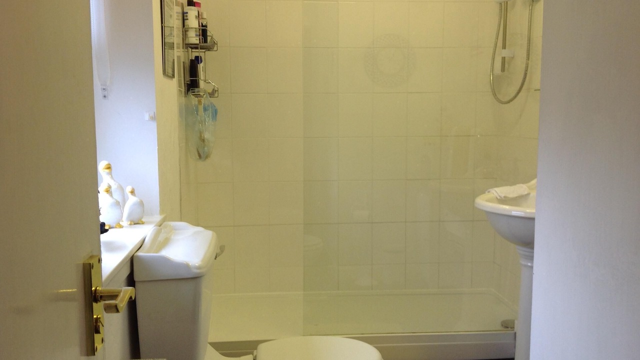 Photo of Bathroom in Bowmore