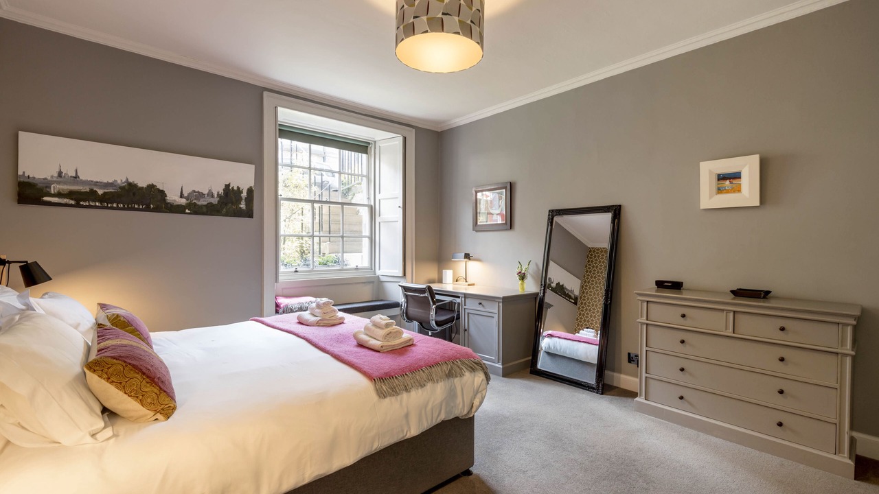 Photo of Bedroom in New Town