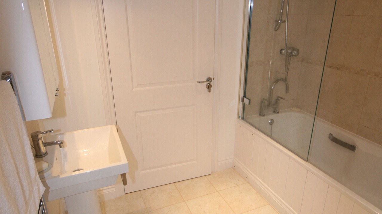 Photo of Bathroom in Wadebridge