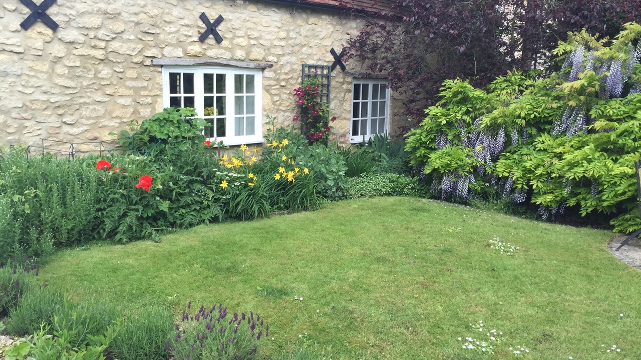 Photo of Outdoor in Wheatley