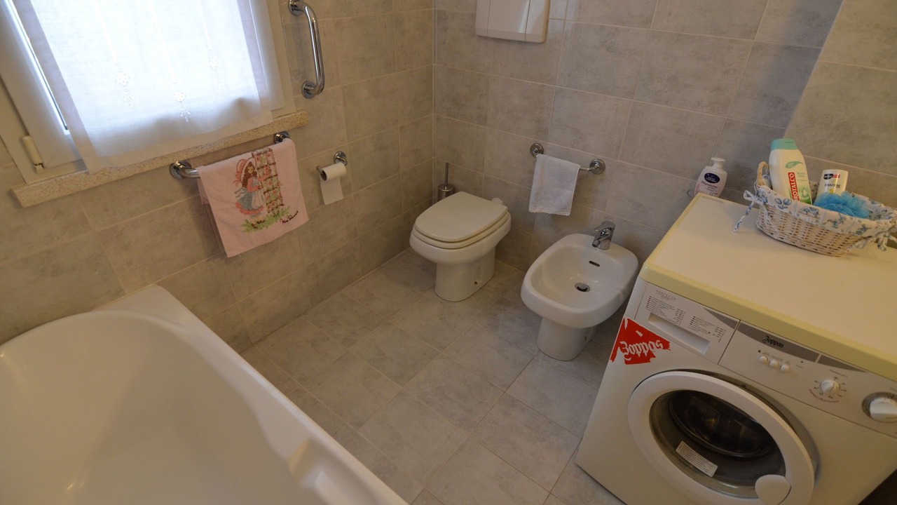 Photo of Bathroom in Gemmano