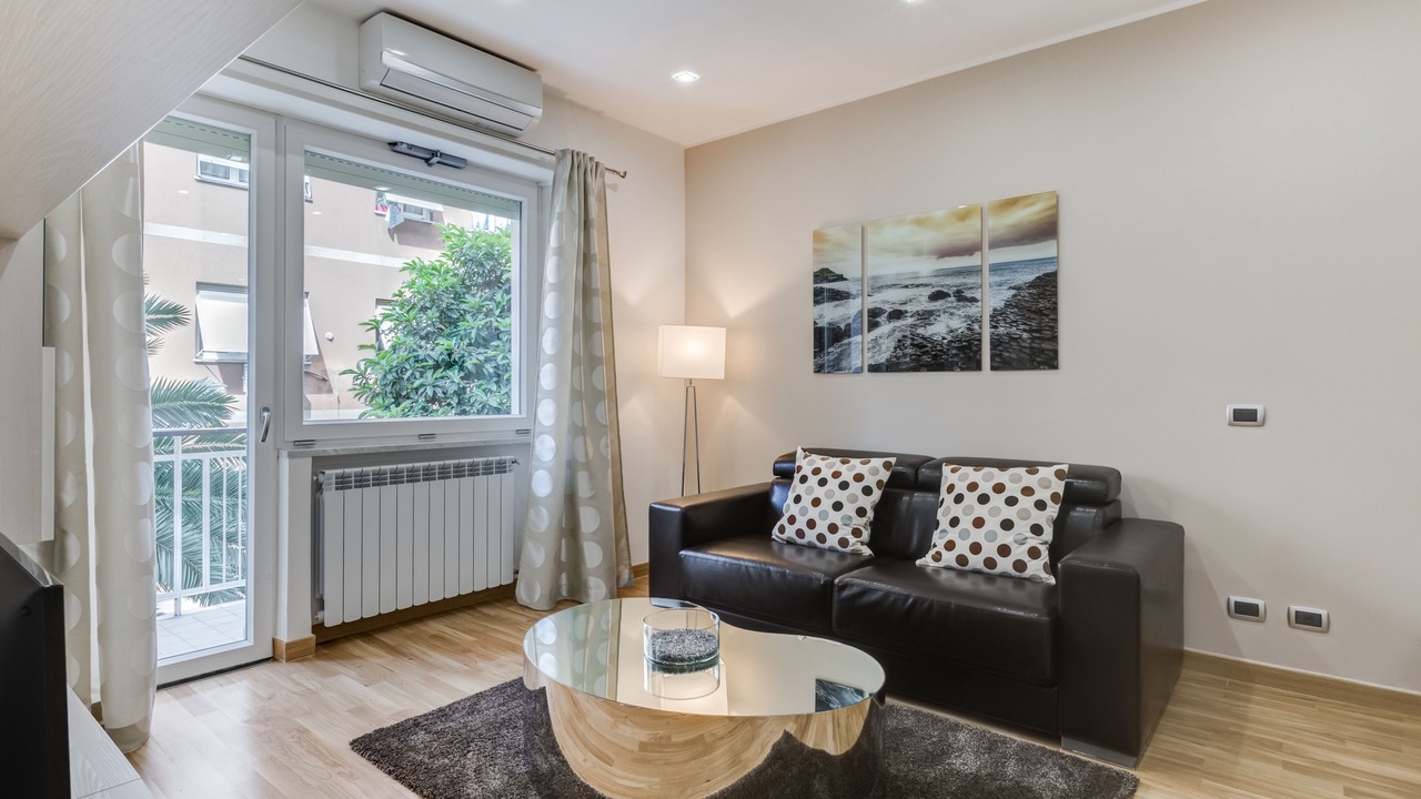 Photo of Livingroom in Quartiere XIII Aurelio