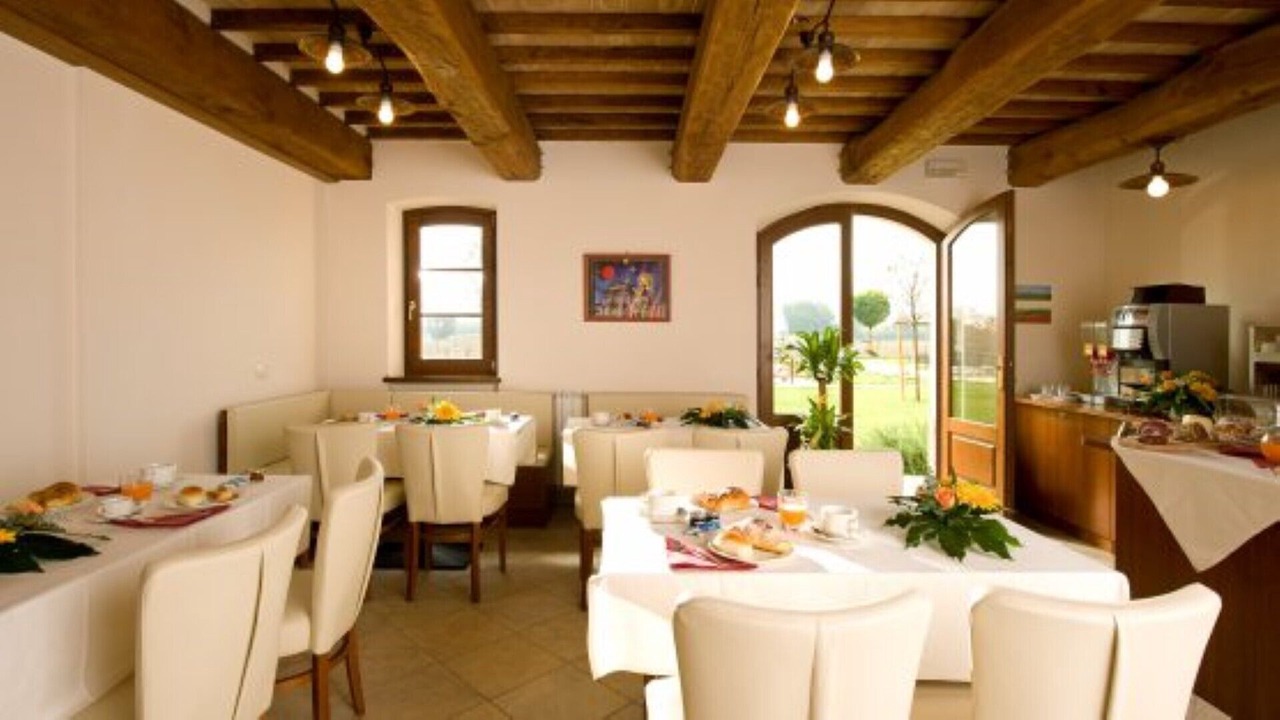 Photo of Others in Cannara