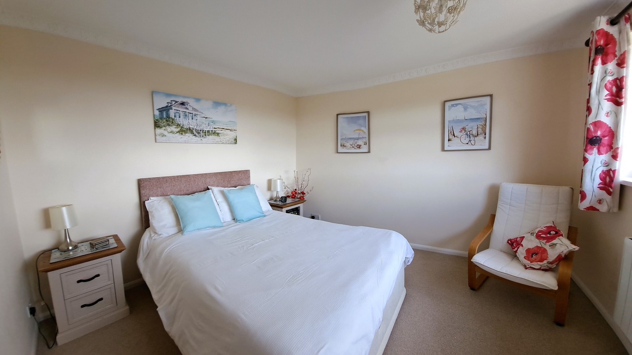 Photo of Bedroom in Crantock