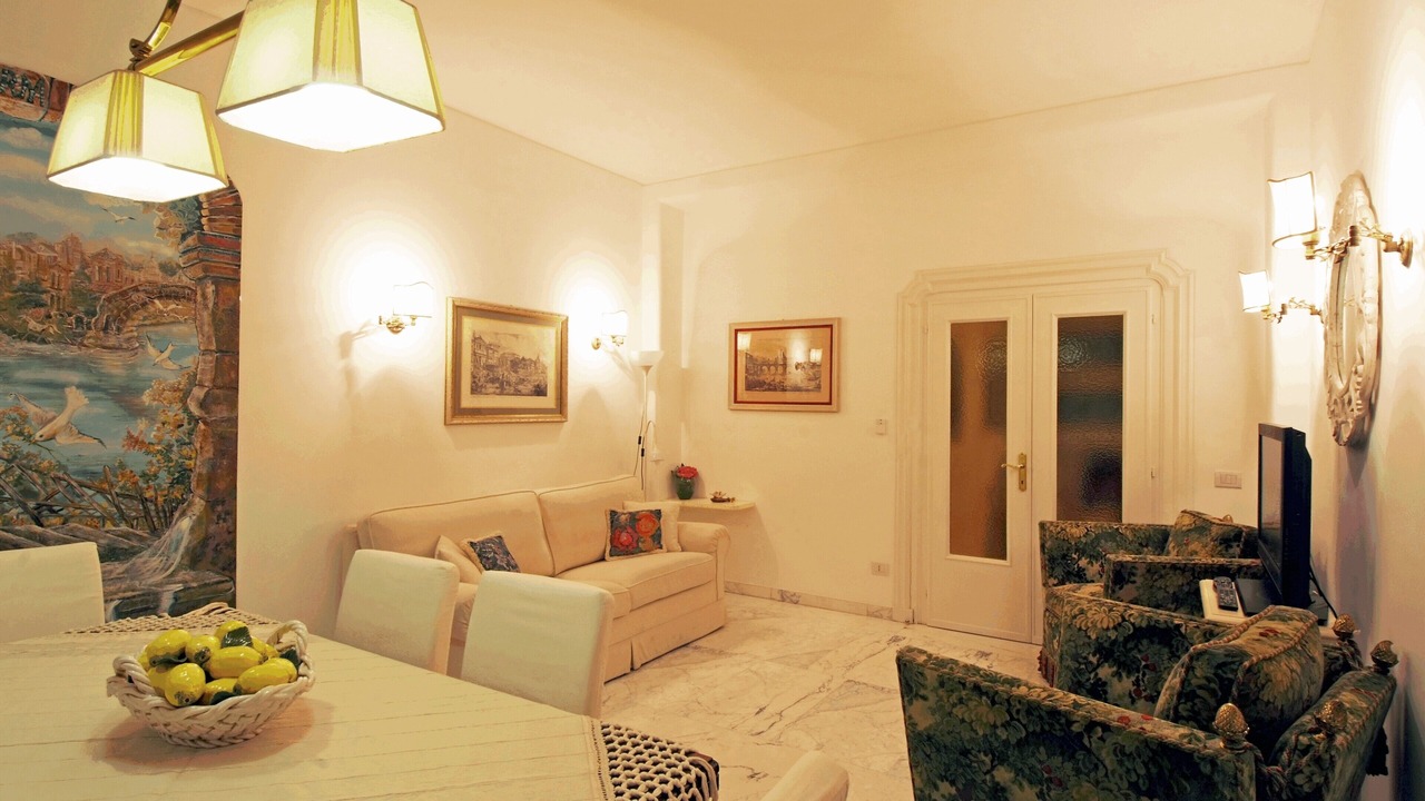 Photo of Livingroom in Quartiere XIII Aurelio