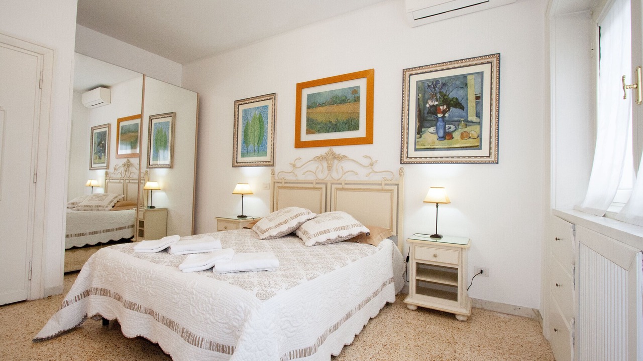 Photo of Bedroom in Quartiere XIII Aurelio